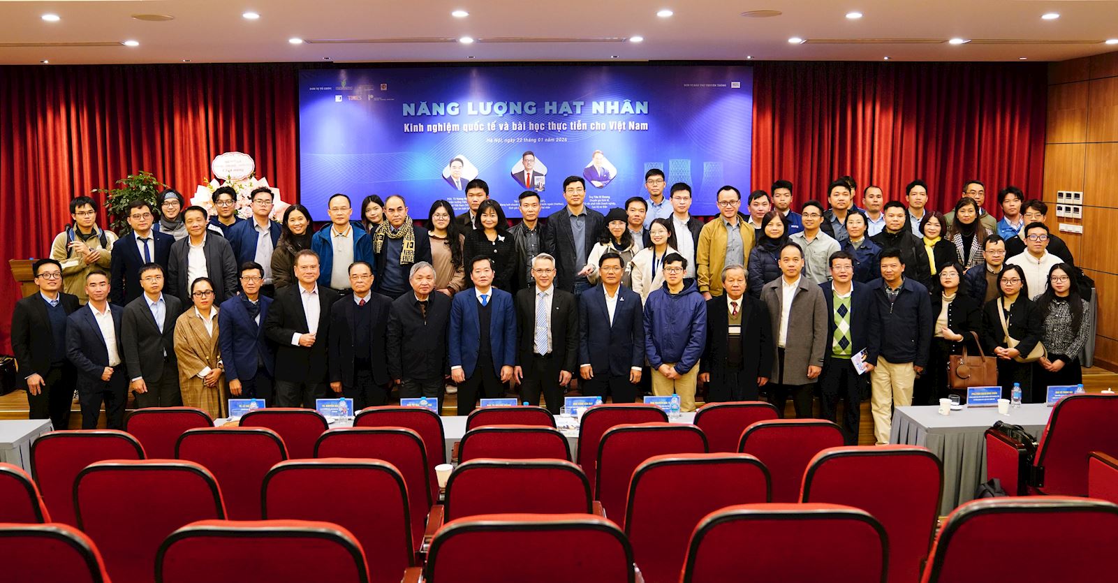SEMINAR “NUCLEAR ENERGY: INTERNATIONAL EXPERIENCE AND PRACTICAL LESSONS FOR VIETNAM”