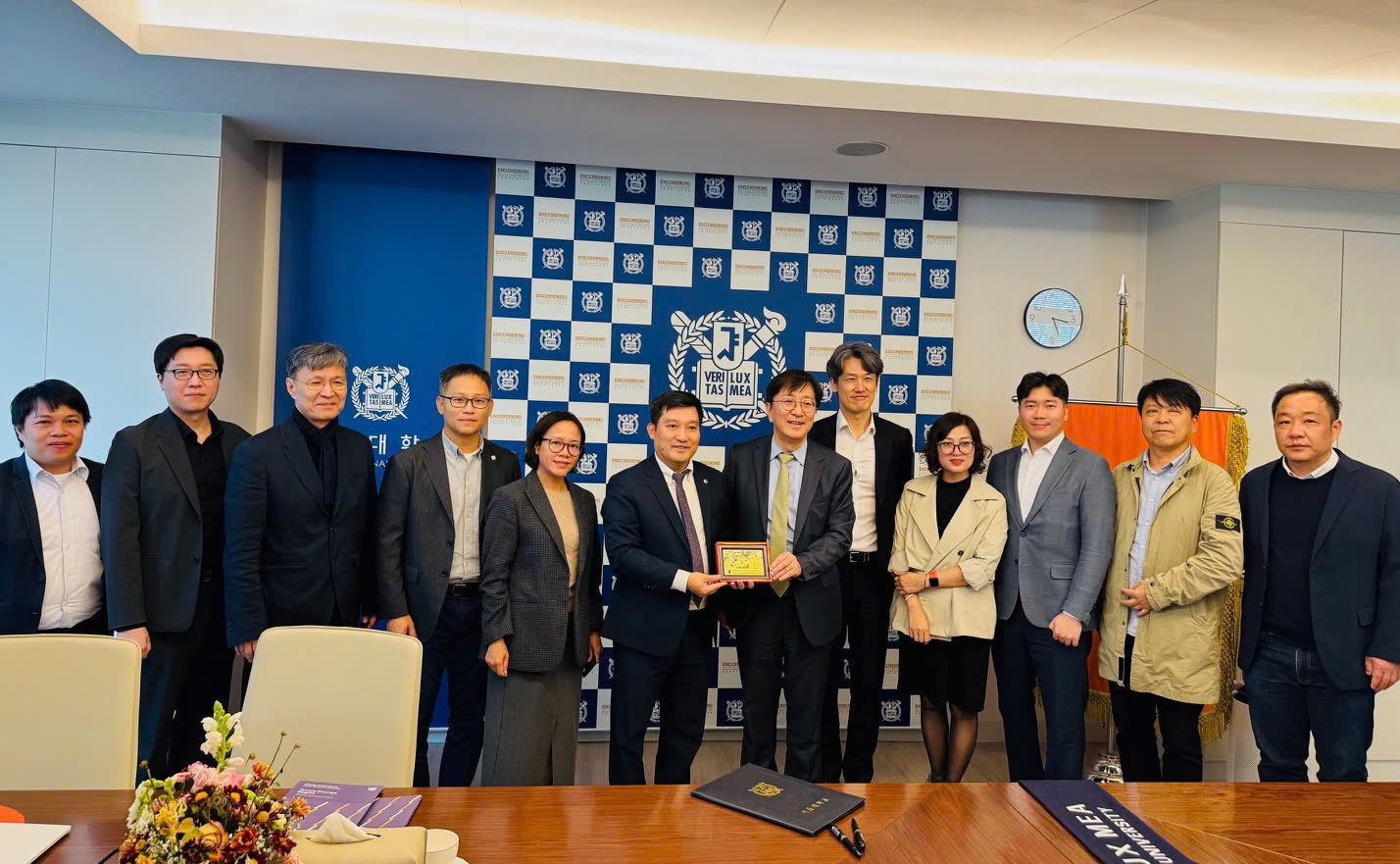 Hanoi University of Civil Engineering strengthens cooperation with leading Korean partners.